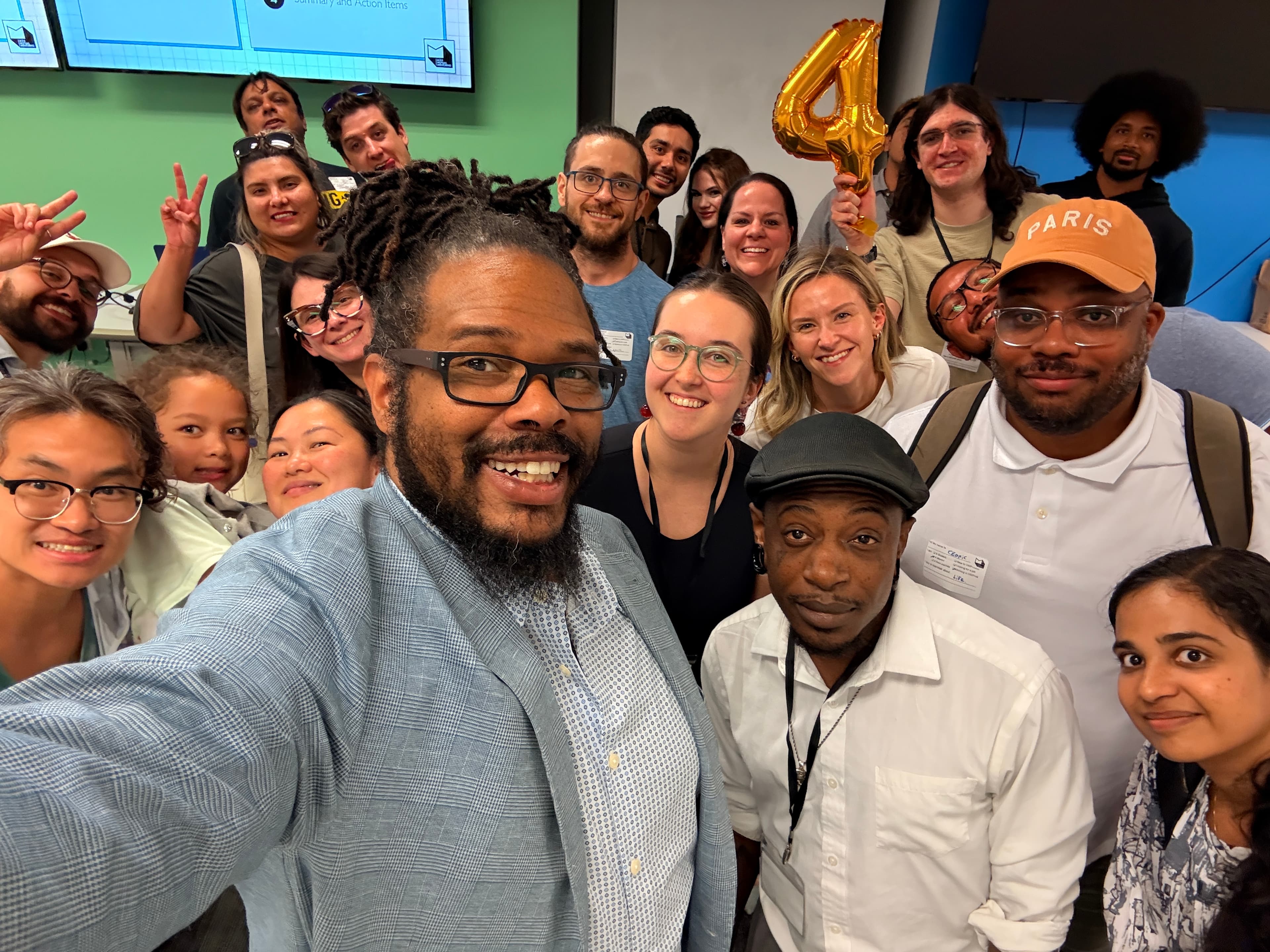 Big group selfie at an M3+ meetup